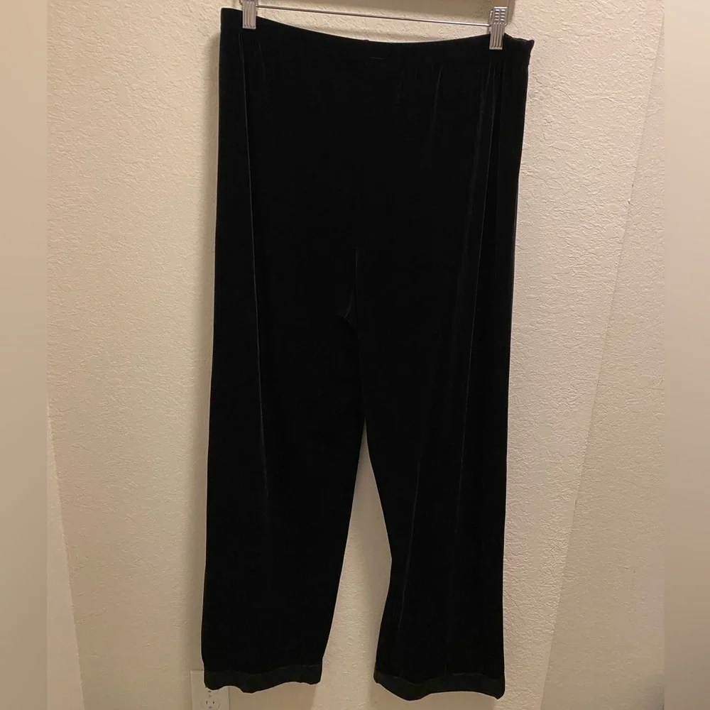 Anthropologie Black Pull On Velvet Pants With Satin Trim At Hem Size L